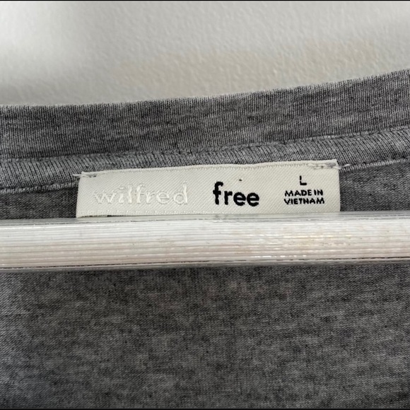 Aritzia Wilfred Free Oversized Pocket T-Shirt - Picture 4 of 5